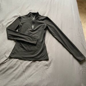 Lightweight longsleeve gym-wear
